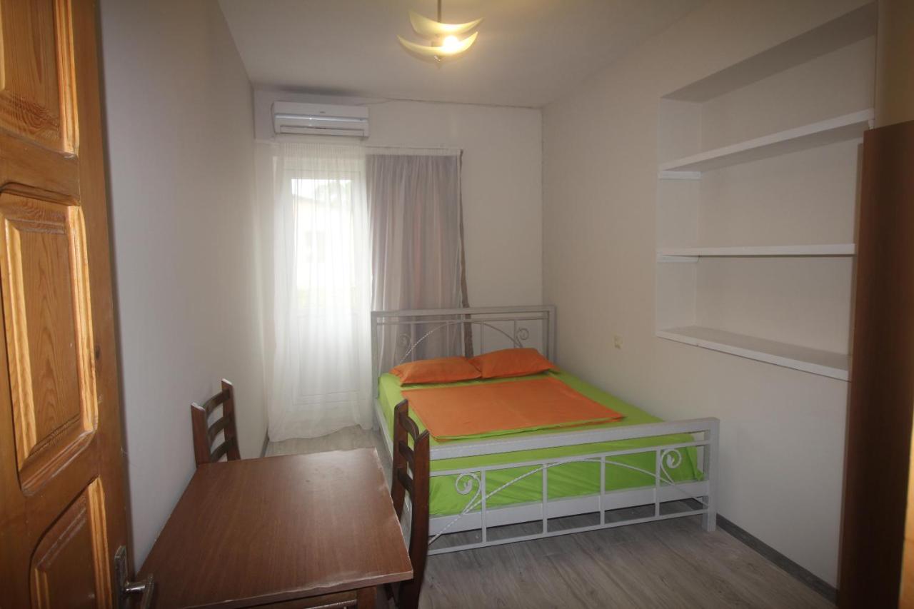 Hotel Nodmax Уреки Екстериор снимка